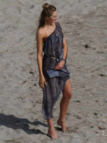 Romee Strijd – Poses for a Victoria Secret photoshoot in St.&nbsp;Barts